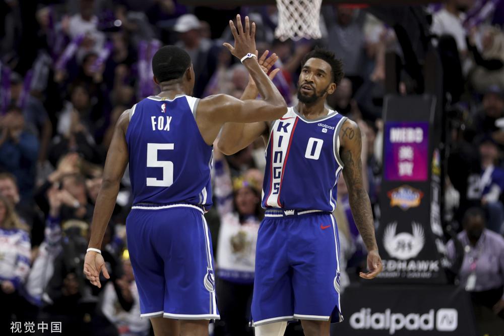 更是令人拭 更是令人拭