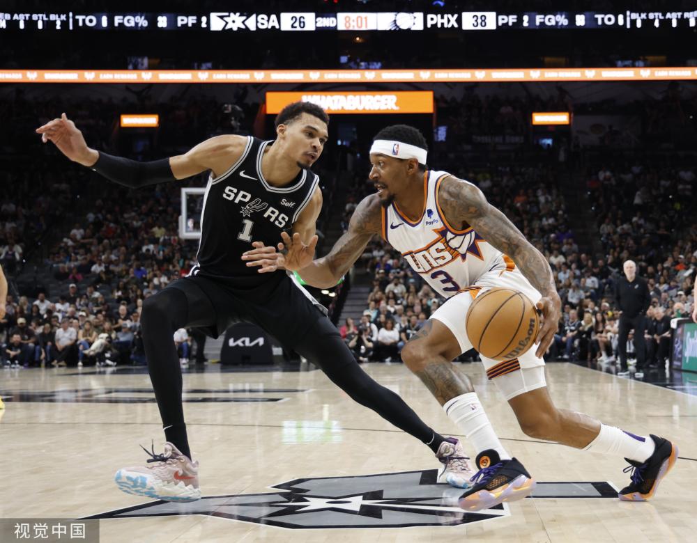 自然出现并 自然出现并