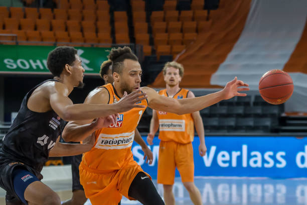 继续为杰拉 继续为杰拉